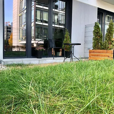 Apartment Domaniewska Premium Apartament *